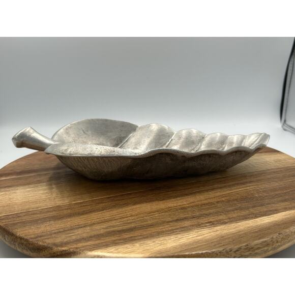VTG Bruce Fox Pewter Leaf Shaped Catchall Dish Signed Handmade Metal Decor Tray - Picture 4 of 9